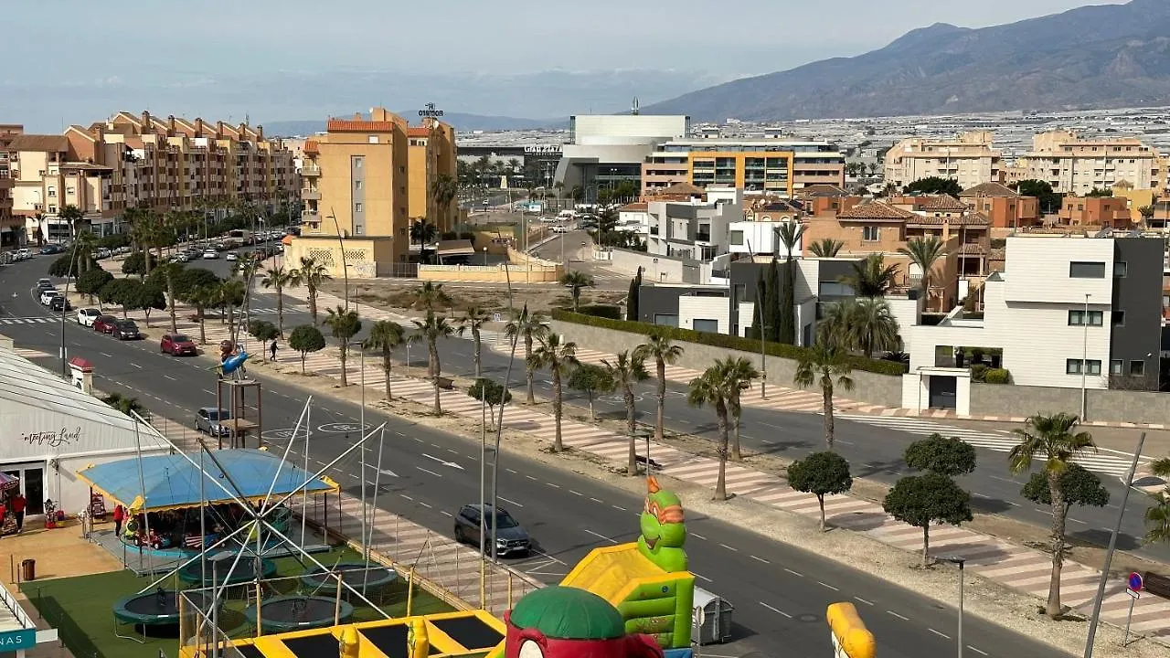 Apartamento Atico Parque Salinas Beachfront Roquetas de Mar